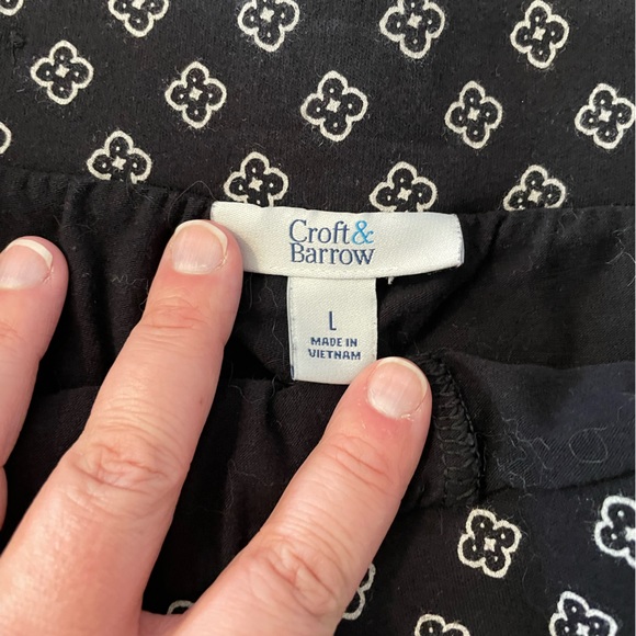 Patterned Skort - Picture 2 of 5